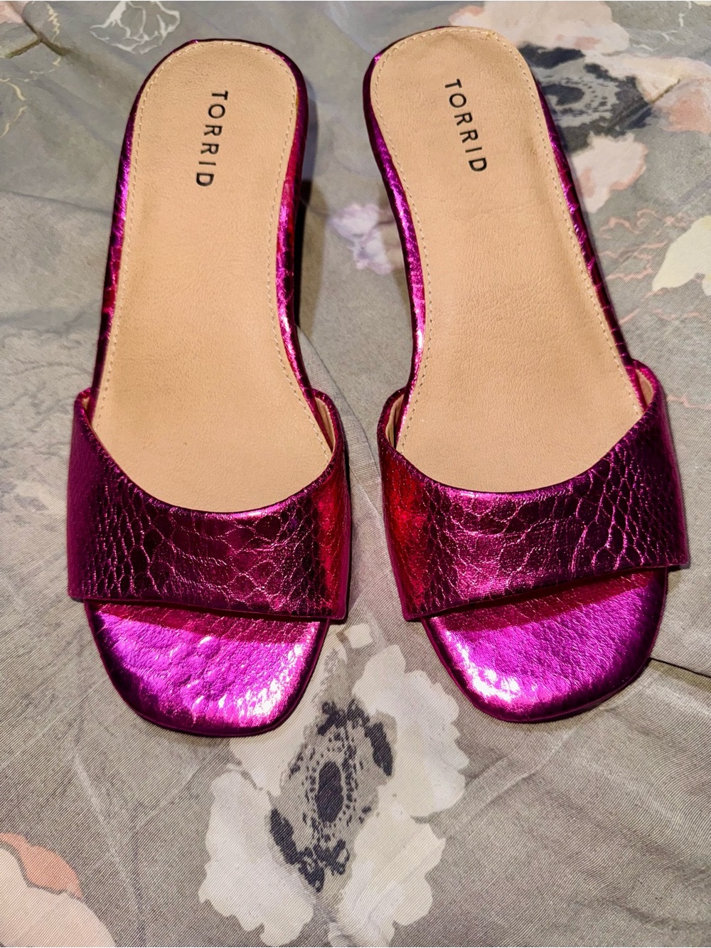 torrid Metallic Magenta Slide Sandals